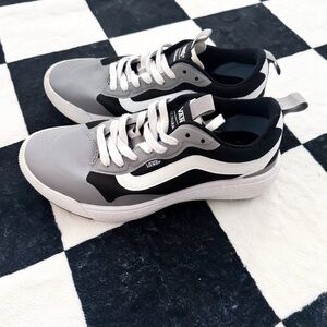 Vans UltraRange Sneakers